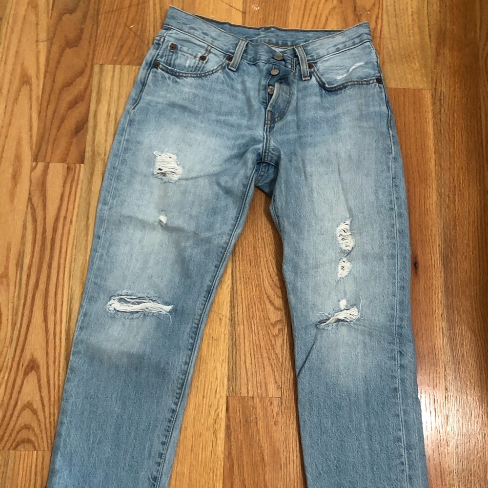 Boyfriend Fit Levi’s with Cuffed Bottoms